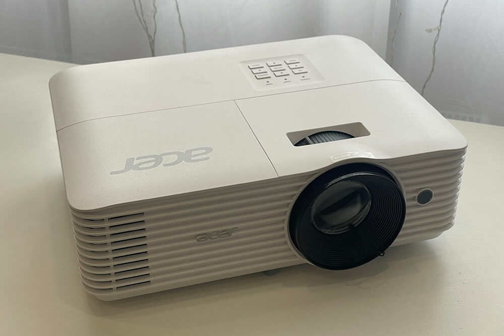 Проектор Acer H6530BD