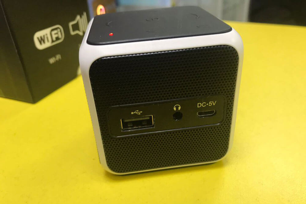 Проектор Digma DiMagic Cube